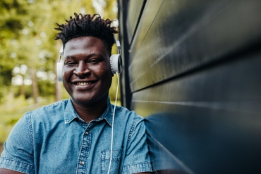 Catch the Rhythm of Hot Club Nights